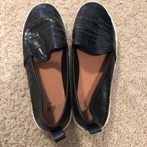FINAL SALE H&M black slip on